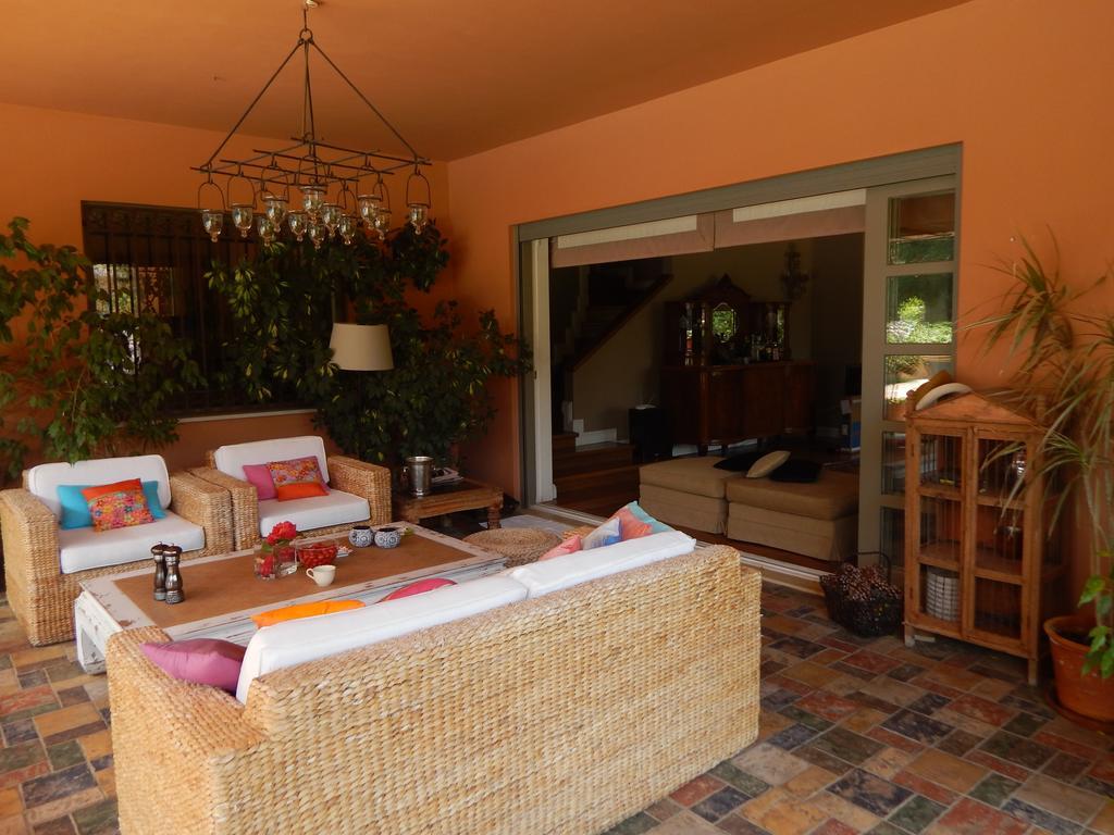 Slow Living Beautiful Villa Rafína Eksteriør billede